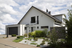 rebau-Referenzprojekte - Schlüsselfertig - Einfamilienhaus mit Satteldach